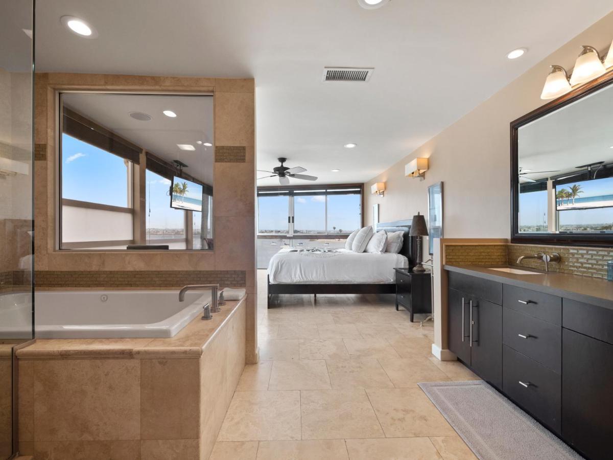 Stunning Bayfront Condo With Gorgeous Views, Garage, Massive Roof Deck & Ac - Dogs Welcome! サンディエゴ エクステリア 写真