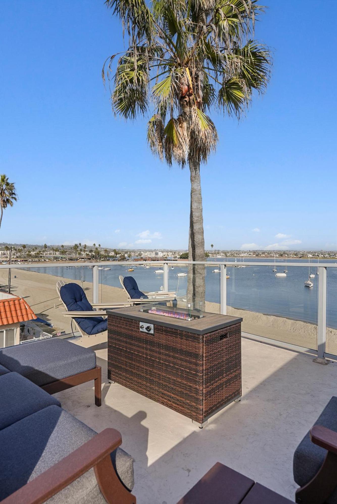 Stunning Bayfront Condo With Gorgeous Views, Garage, Massive Roof Deck & Ac - Dogs Welcome! サンディエゴ エクステリア 写真